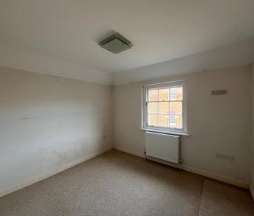 2 bedroom property to rent - Photo 1