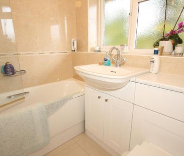 1 bedroom flat to rent - Photo 6