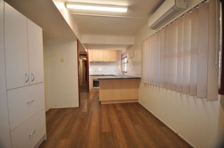 COOKE POINT 3x1 - Charming family home - Photo 4