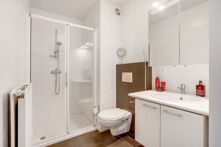 Gemeubeld appartement met 2 slaapkamers en terras - Photo 5