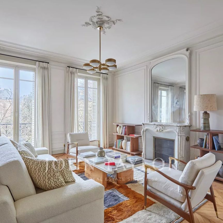 Appartement à louer Paris 6Ème - Odéon, Paris Rive Gauche, France21 000 EUR / Mois - Photo 1