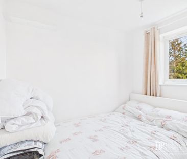 2 Bedroom Semi-Detached House - Photo 4