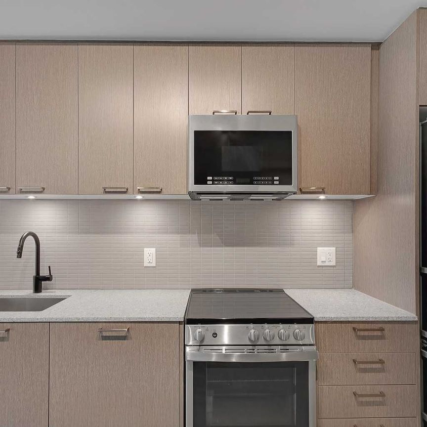 For Lease - 1808 St Clair Avenue Unit# 316, Toronto, Ontario - Photo 1