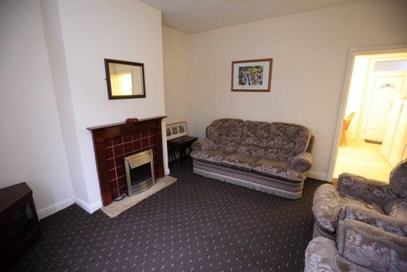 3 Bedroom House - Photo 1