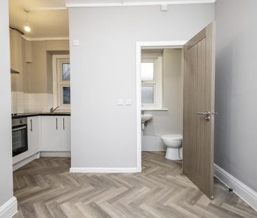 Studio to rent - Photo 6