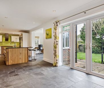 5 bedroom detached house to rent - Photo 5