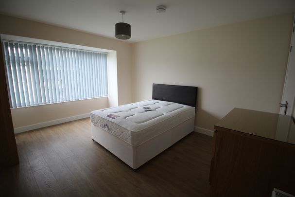 4 Bed Student Accommodation - Photo 1