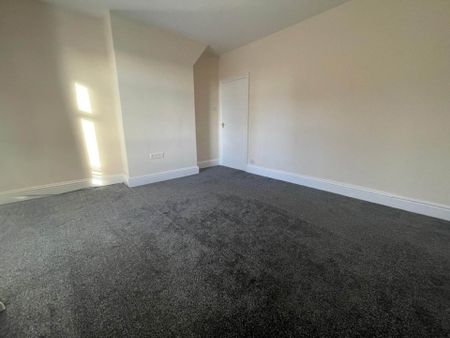 Middleton Road, Chadderton - Photo 5