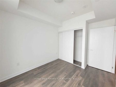 For Lease - 10 Honeycrisp Crescent Unit# 1712, Vaughan, Ontario - Photo 4