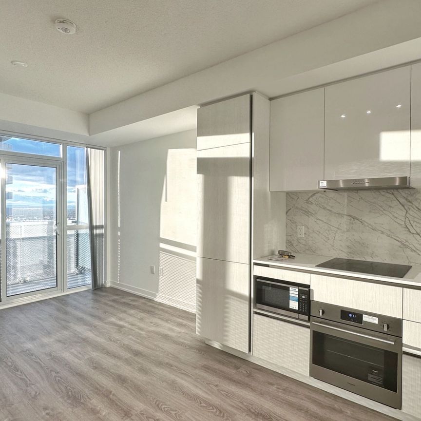 For Lease - 8 Interchange Way Unit# 1915, Vaughan, Ontario - Photo 1