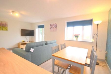 2 bedroom flat to rent - Photo 5