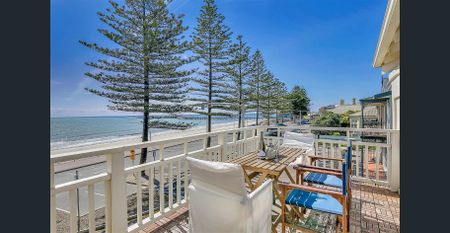 Esplanade Amazing View Fully Furnished Variable pricing 100m to Henley Square Chic Decor - Photo 2