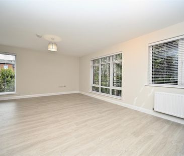 Apt 7, 39 Dundela Crescent, Belfast, BT4 3BN - Photo 2