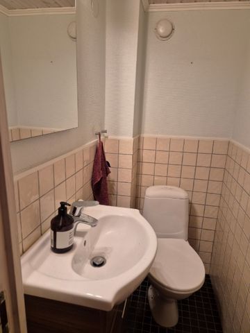 Huddinge - 1rok - tillsv - 7.500kr/mån - Photo 4