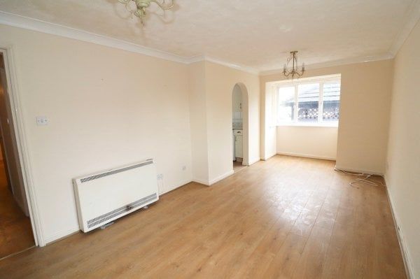 St. Leonards Close, Grays, Property for rent - Photo 1