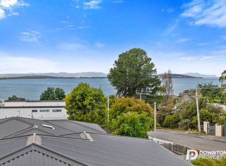 22 gourlay st, blackmans bay tas 7052 - Photo 2