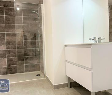 Location Appartement 2 pièces 47m² ORANGE 84100 - Photo 4