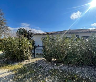 A LOUER - PUYRICARD - BEAU T2 MEUBLE AVEC TERRASSE ET PARKING - Photo 6