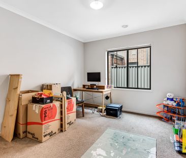 Luxurious Family Home - Photo 5