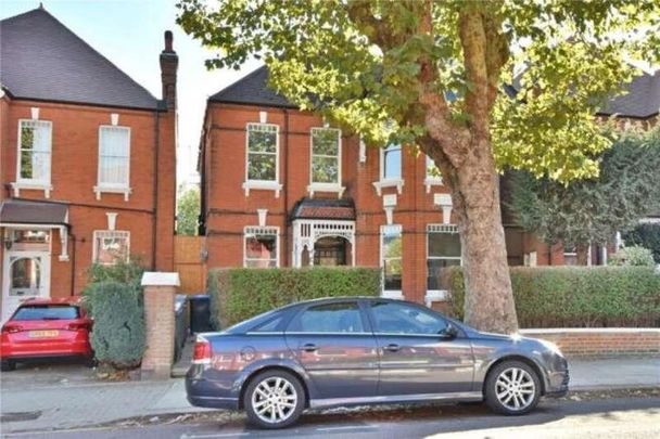 Dartmouth Road, London, NW2 - Photo 1