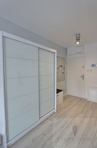 Idealne w apartamentowcu w centrum - Zdjęcie 4