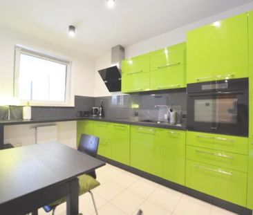 Mieszkanie na wynajem z łatwym dojazdem do centrum - Photo 1