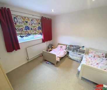 3 bedroom property to rent in Borehamwood - Photo 5