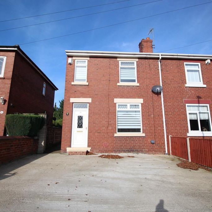 3 bedroom semi-detached house to rent - Photo 1