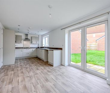 3 bedroom detached house to rent - Photo 6