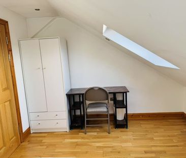 Room in a Shared House, Blackhorse Road, E17 - Photo 3