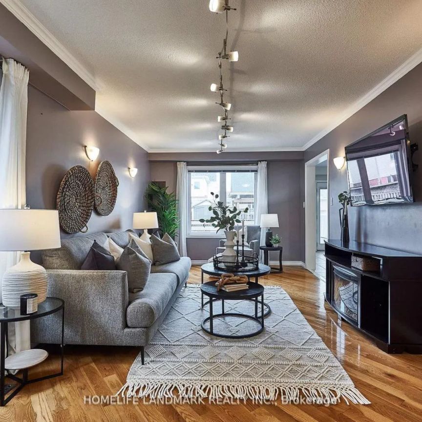 165 MADDEN PLACE - Photo 1