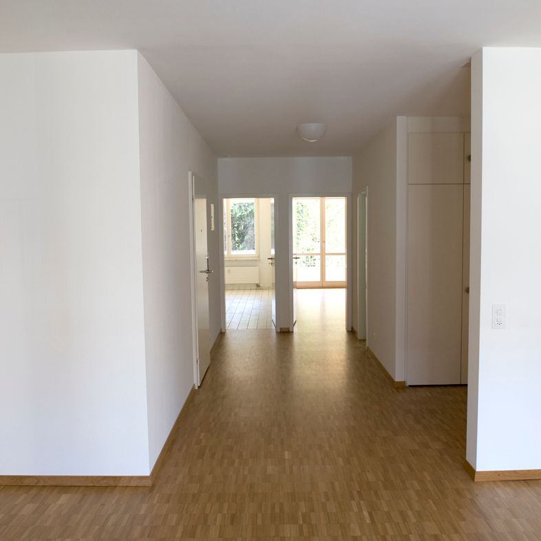 Grosse 3.5-Zimmerwohnung nähe Aeschenplatz - Photo 1