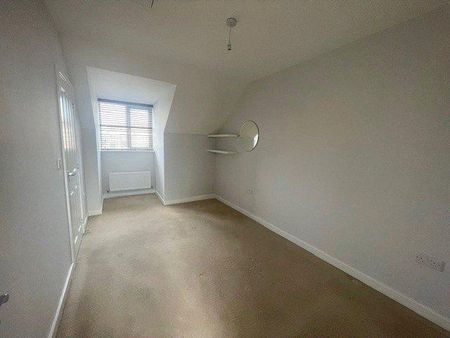 3 bedroom terraced house to rent - Photo 3