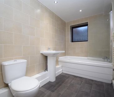 Moore, Woodlands Village, Sandal - Photo 6