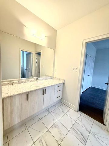 For Lease - 96 Boccella Crescent, Richmond Hill, Ontario - Photo 2