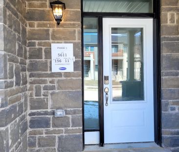 For Lease - 94 Ennerdale Street, Barrie, Ontario - Photo 5