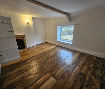 2 bedroom end of terrace house to rent - Photo 2