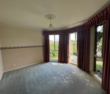 Convenient and Popular Location - Photo 6