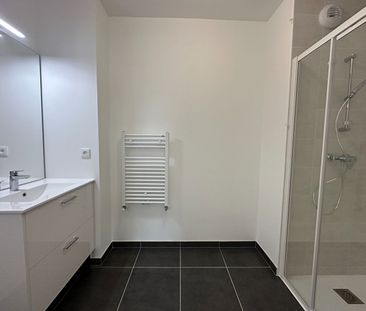 Location Appartement 2 pièces 42m² - Photo 2