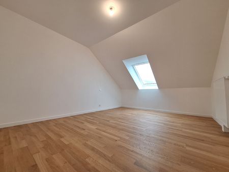 Location Appartement 6 pièces 114m² - Photo 3