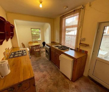 3 bedroom terraced house to rent - Photo 4