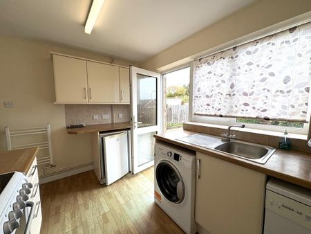 2 bedroom bungalow to rent - Photo 5