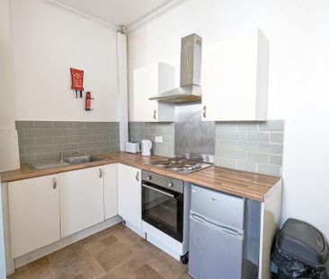 Studio to rent - Photo 6