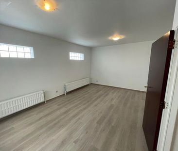 Centraal gelegen 2-slaapkamer appartement - Photo 4