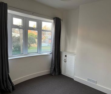 3 BED Terraced House - Photo 6