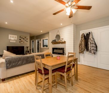 For Lease - 22 Centre Street Unit# 1, Bradford West Gwillimbury, On... - Photo 4