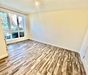 4 BED Town house To rent - Photo 6