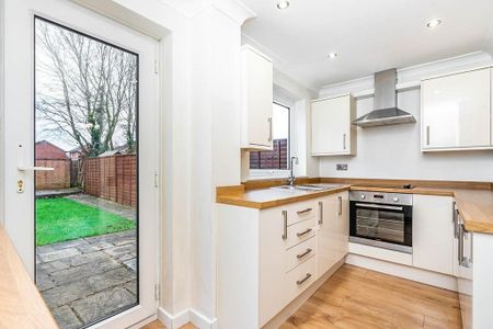 2 bedroom terraced house to rent - Photo 5