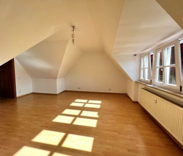 Zentrale Lage Fischbach! Freie 3-Zimmer-DG-Wohnung! TG-Stellplatz m... - Foto 3