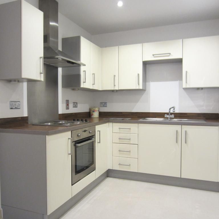 2 bedroom apartment to rent - Photo 1